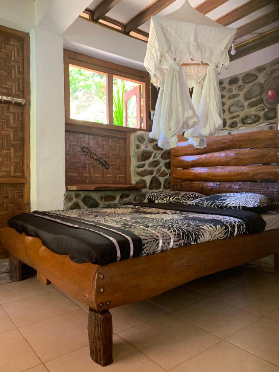 Kupu Kupu Garden Guest House & Cafe Bukit Lawang Exterior foto